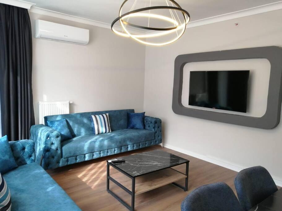Sisli Apartment, 2 Bedrooms, 250 M Metro, New Modern Residence 이스탄불 외부 사진