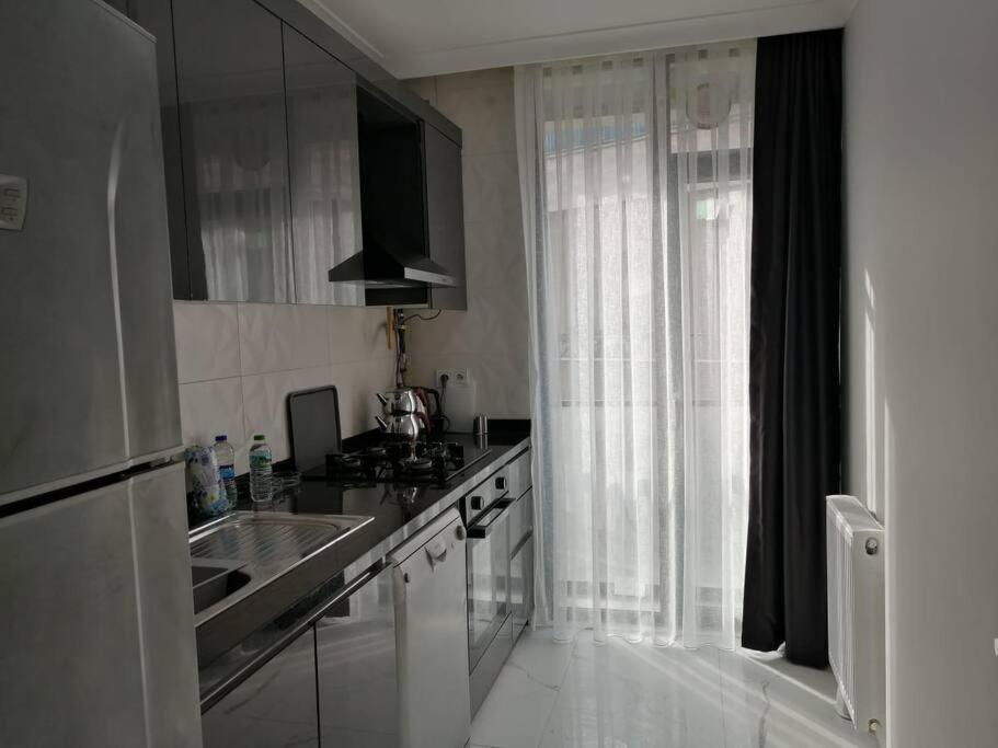 Sisli Apartment, 2 Bedrooms, 250 M Metro, New Modern Residence 이스탄불 외부 사진